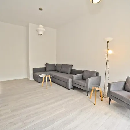 Family 50 M From Monte Cassino By Grand * 索波特